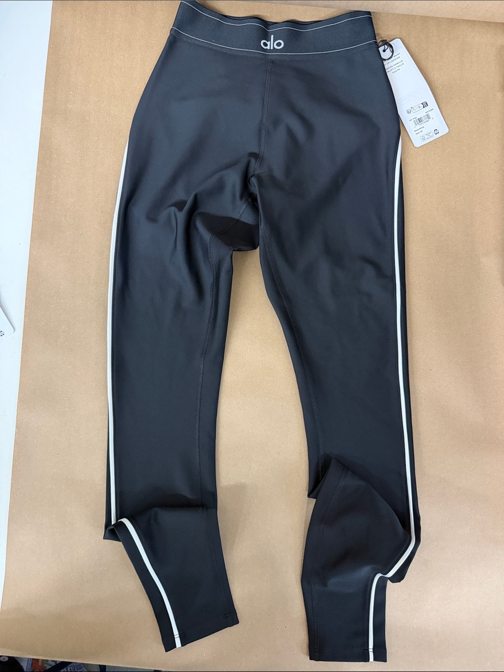 Alo Yoga Airlift High-Waist Suit Up Legging